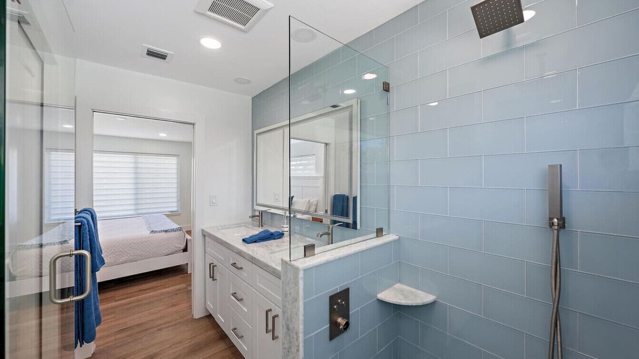 Photo of Bathroom in Tequesta