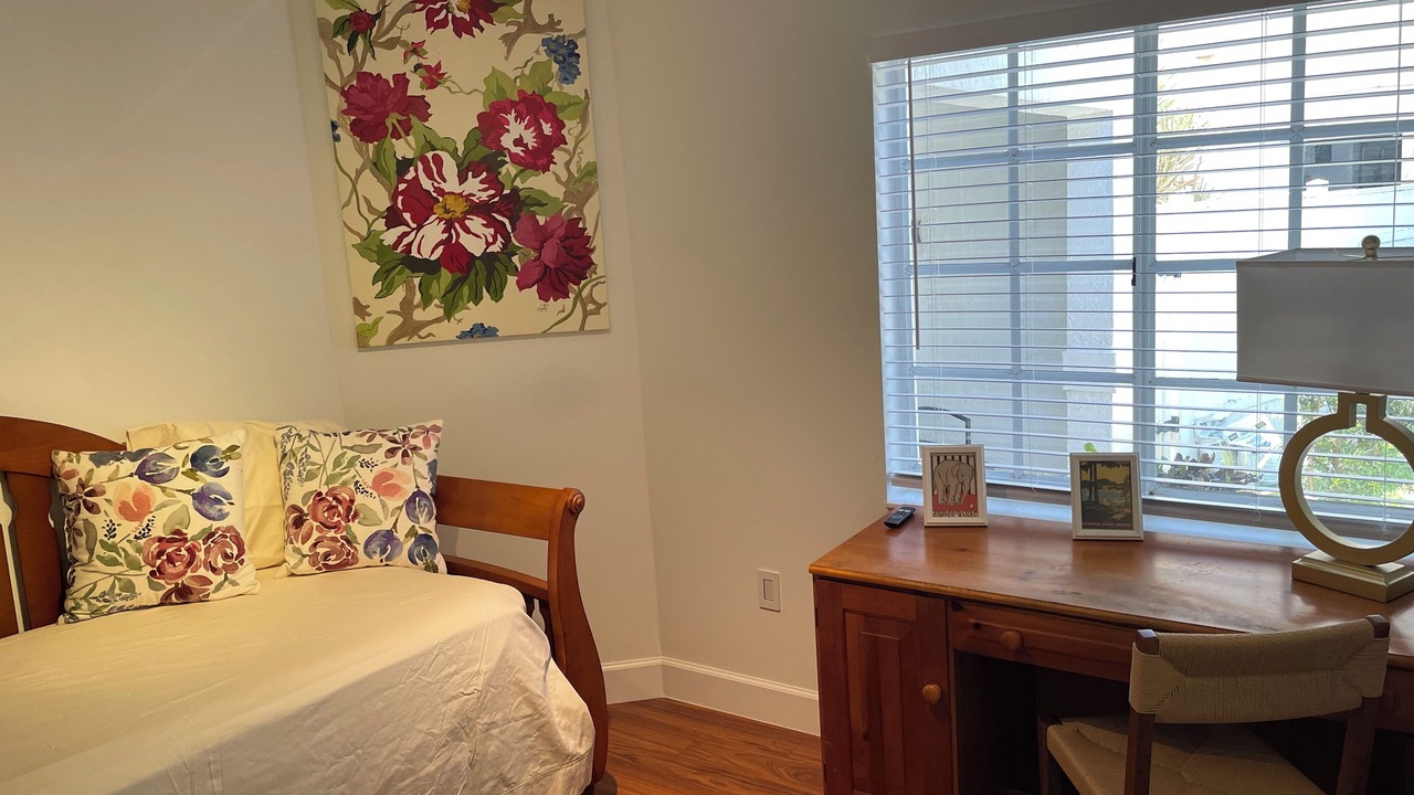 Photo of Bedroom in Pembroke Pines