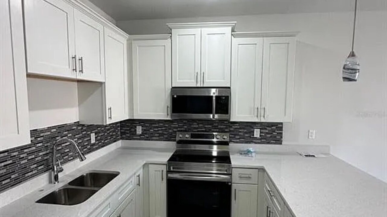 Photo of Kitchen in Haines City