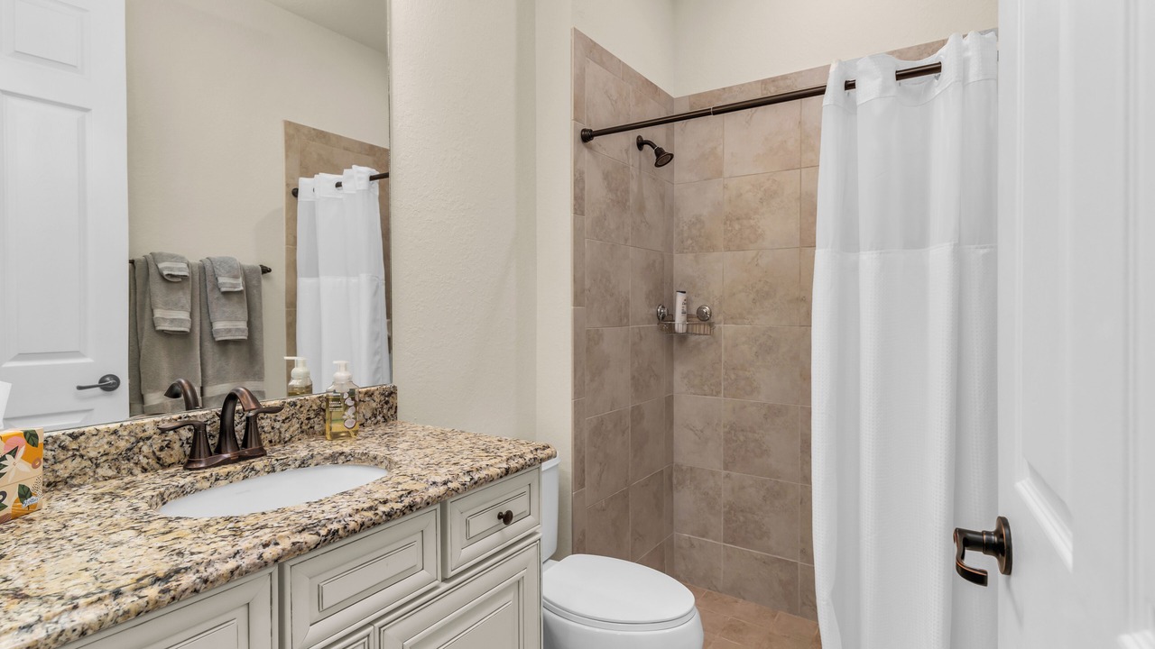 Photo of Bathroom in Naples