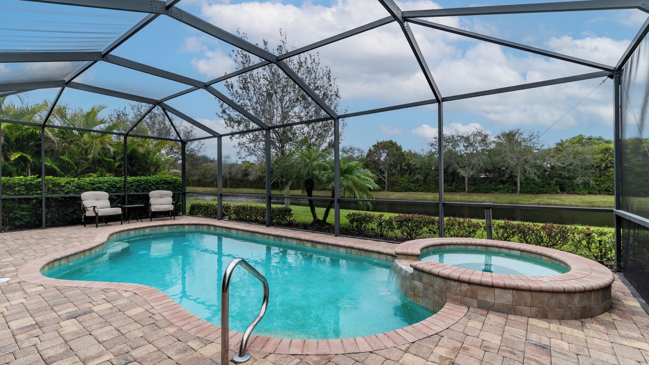 Photo of Outdoor in Naples