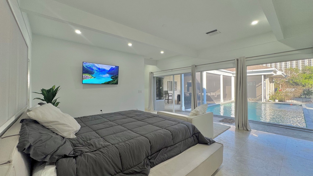 Photo of Bedroom in Park Shore