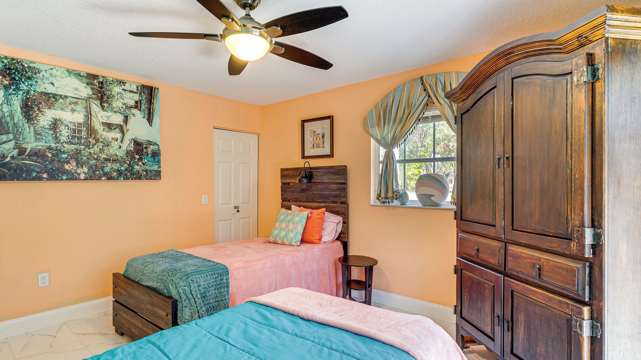 Photo of Bedroom in Deep Creek