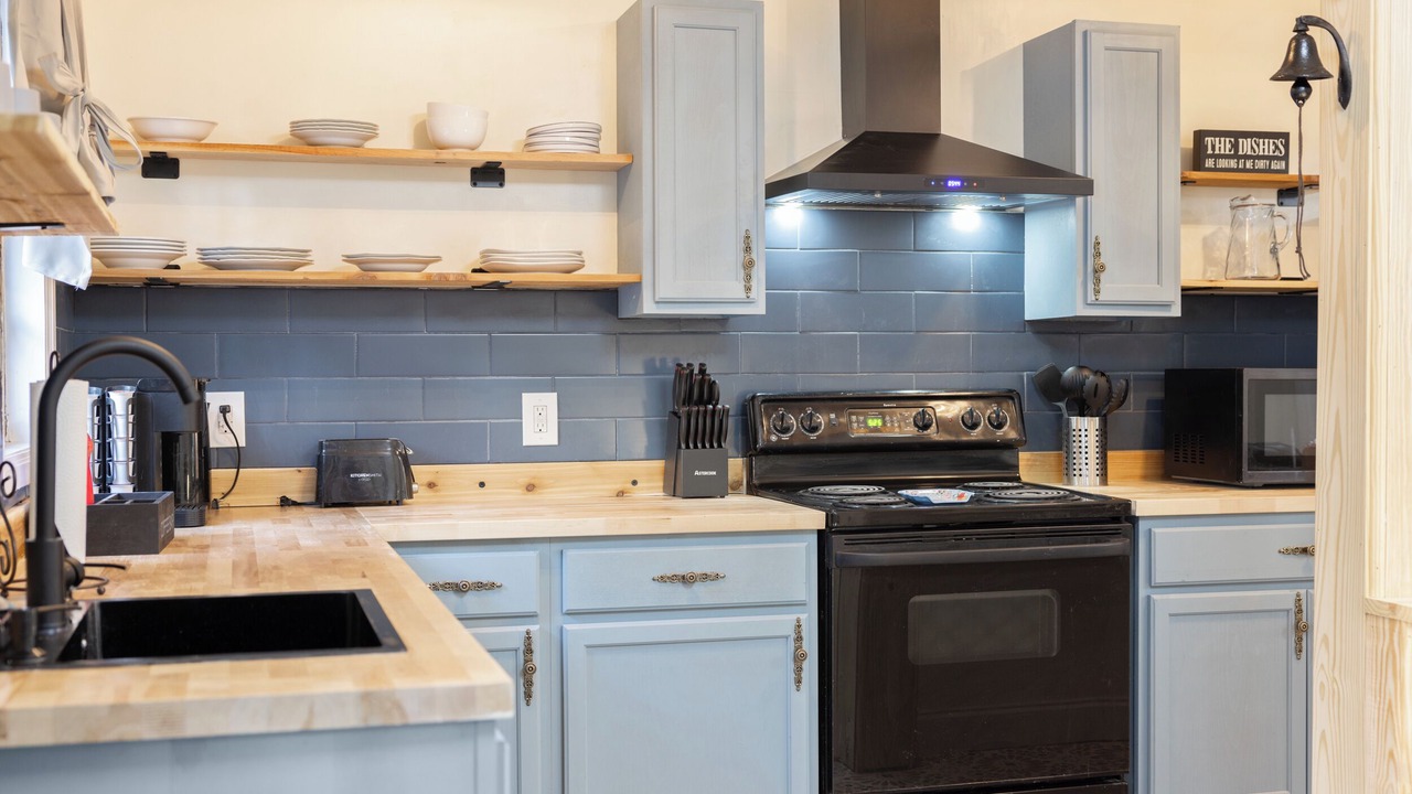 Photo of Kitchen in Historic District