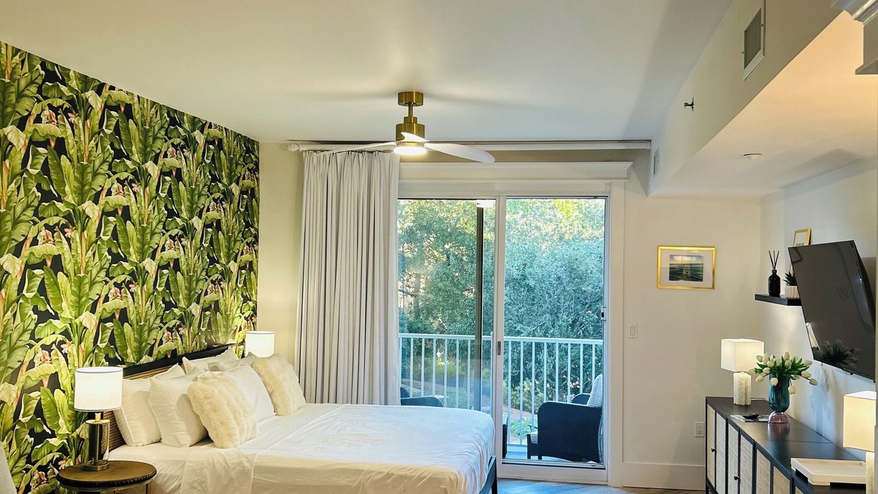 Photo of Bedroom in Baytowne Wharf