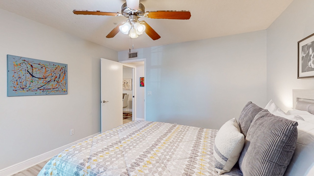 Photo of Bedroom in Suntree