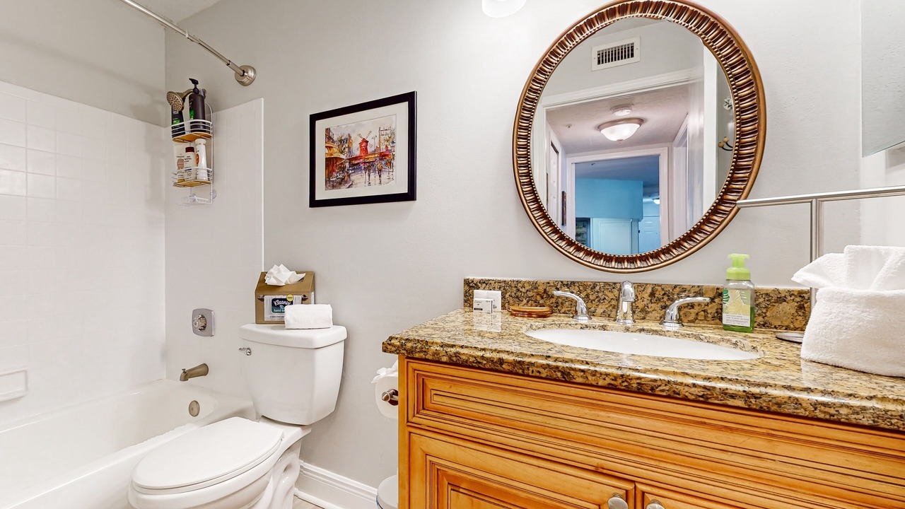 Photo of Bathroom in Suntree