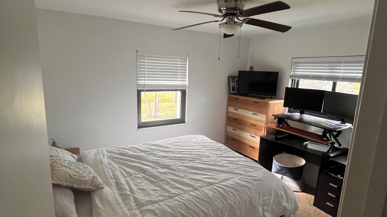 Photo of Bedroom in Pine Island Center