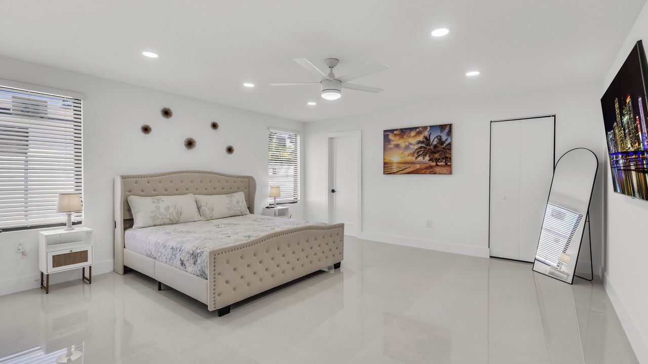 Photo of Bedroom in Miami Shores