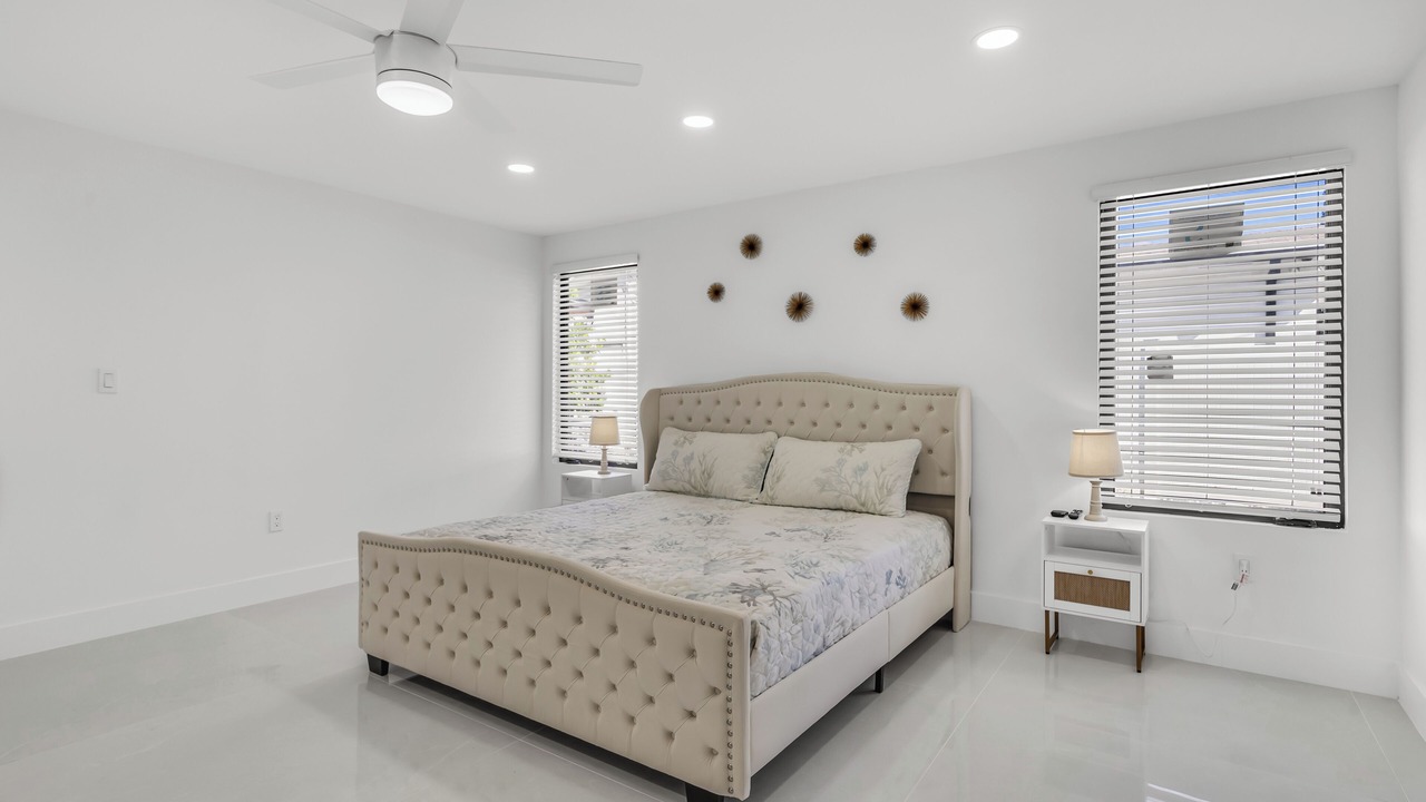 Photo of Bedroom in Miami Shores
