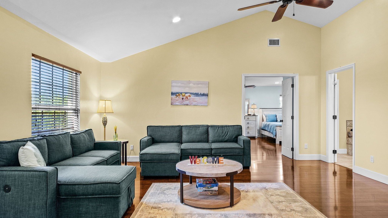 Photo of Livingroom in Bokeelia