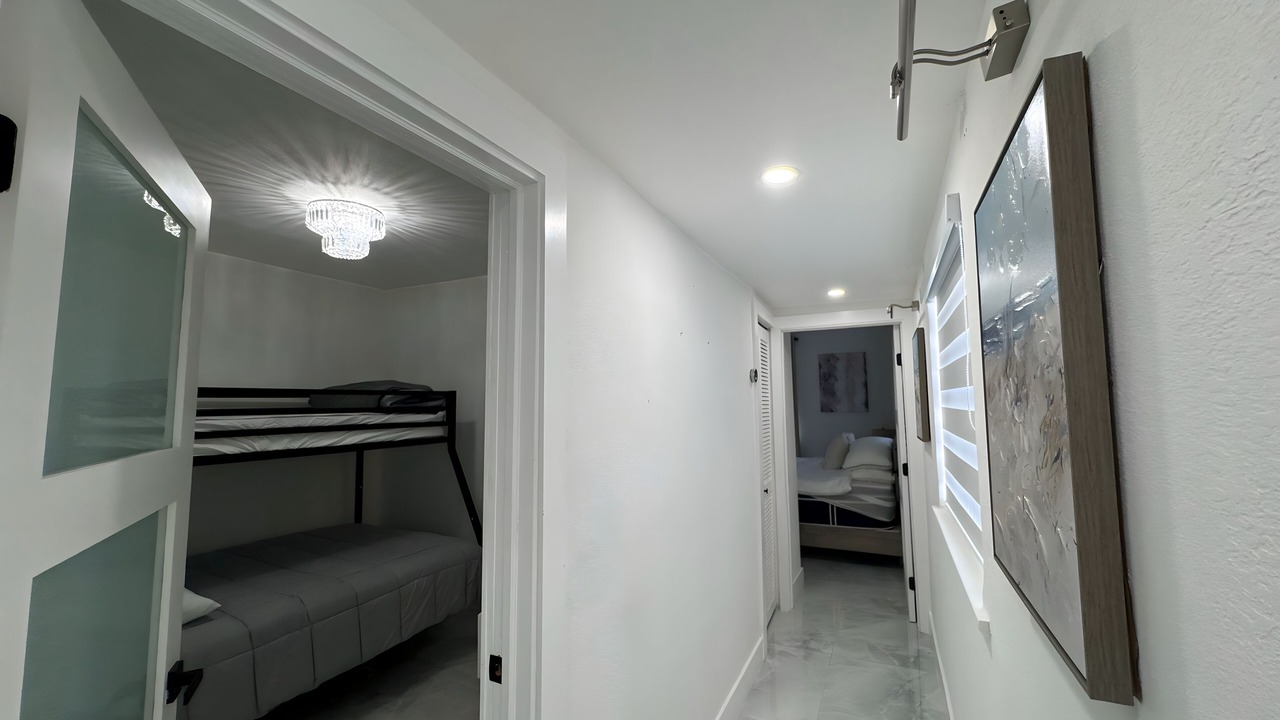 Photo of Bedroom in Miami Shores