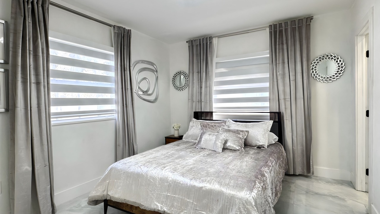 Photo of Bedroom in Miami Shores