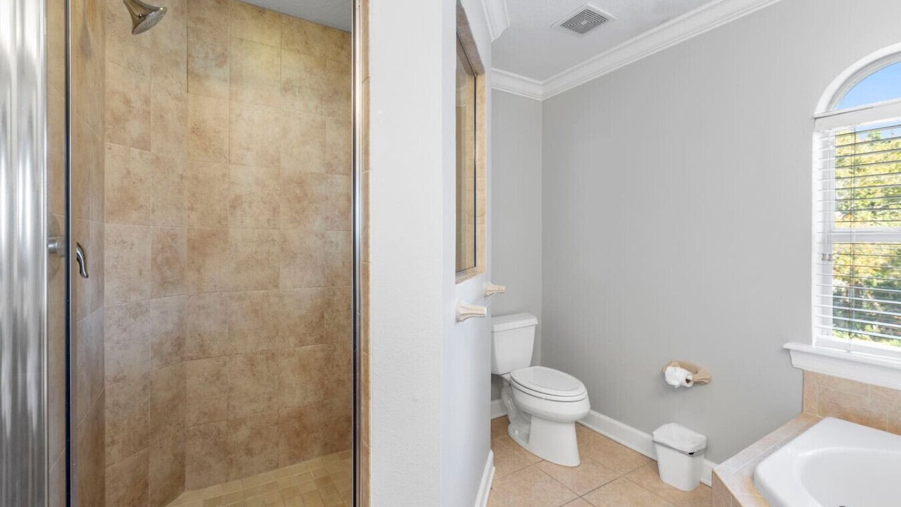 Photo of Bathroom in Courier City - Oscawana