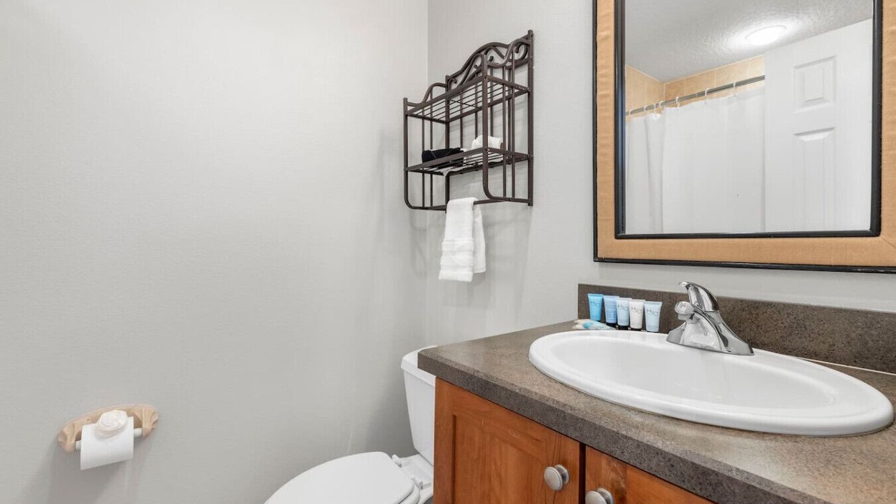Photo of Bathroom in Courier City - Oscawana