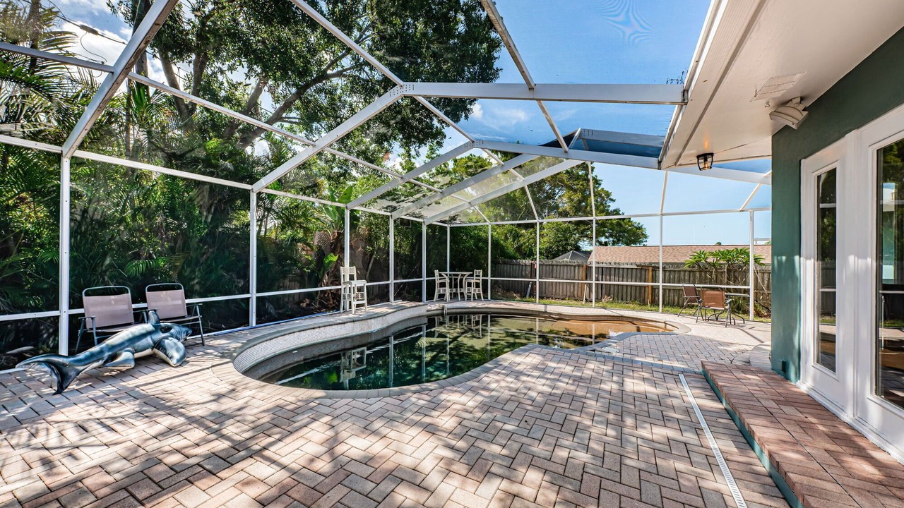 Photo of Outdoor in Harbor Hills