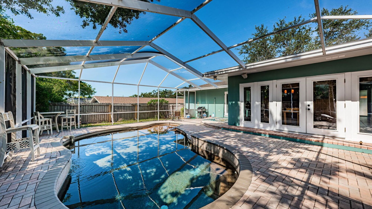 Photo of Outdoor in Harbor Hills