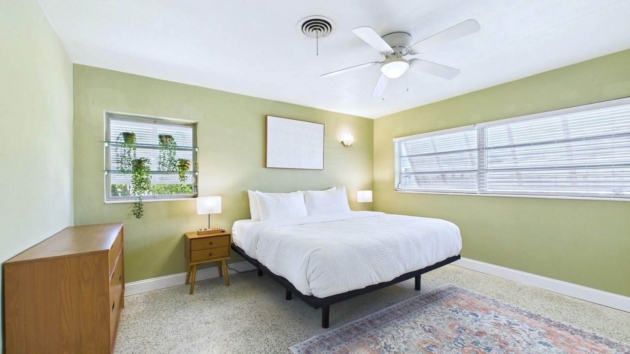 Photo of Bedroom in Seacoast Shores