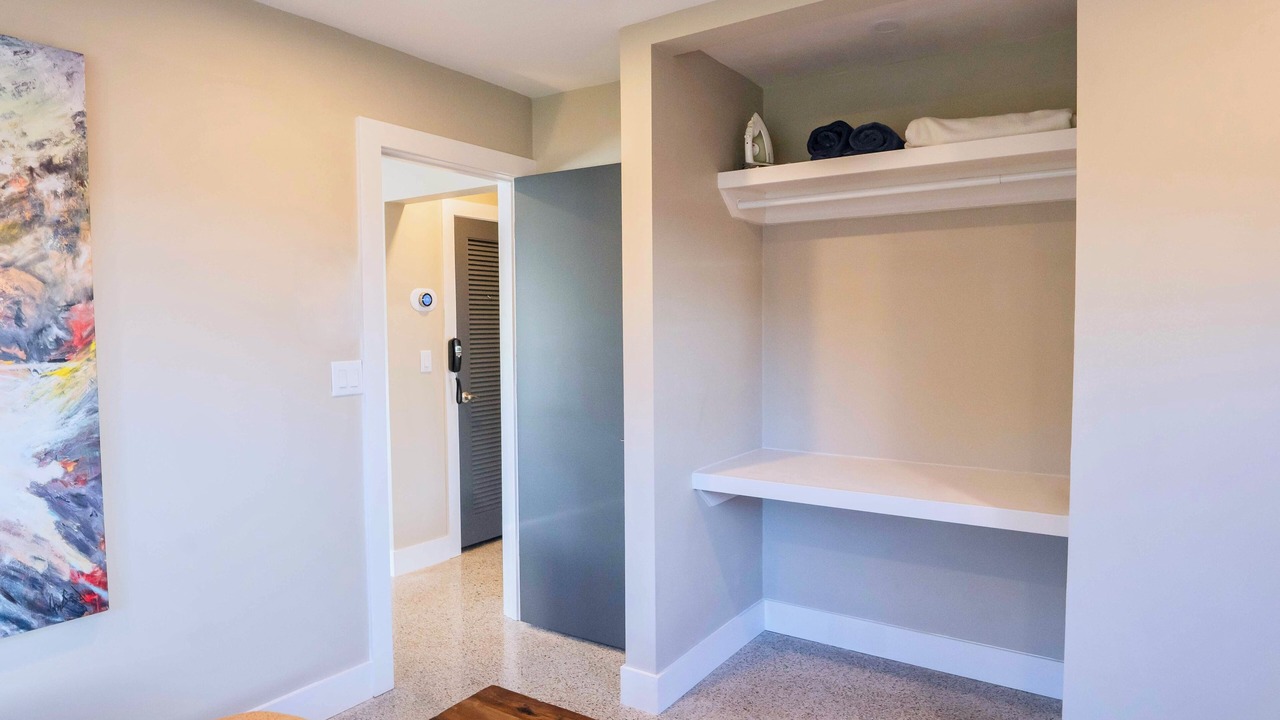 Photo of Bedroom in Survey Creek