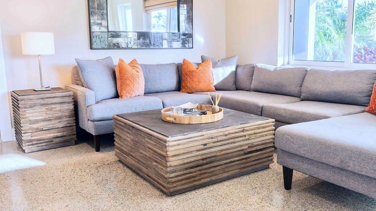 Photo of Livingroom in Survey Creek