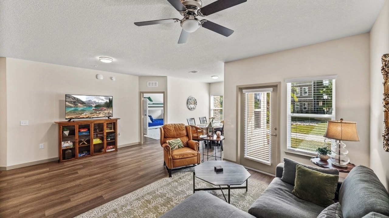 Photo of Livingroom in Winter Haven