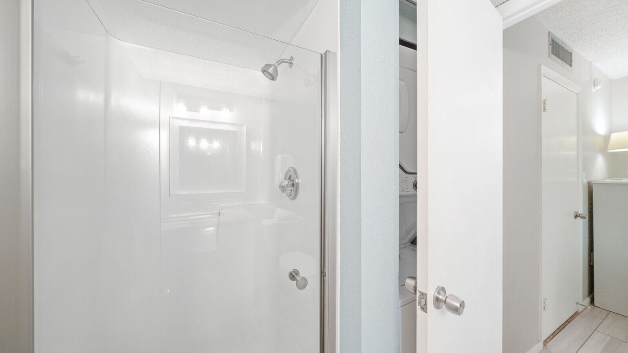 Photo of Bathroom in Holiday Beach