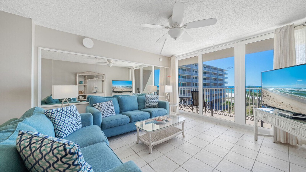 Photo of Bedroom in Holiday Beach