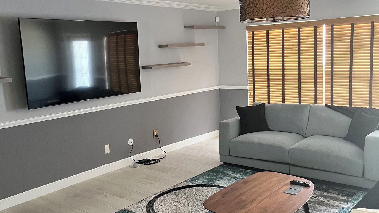 Photo of Livingroom in Sandalfoot Cove
