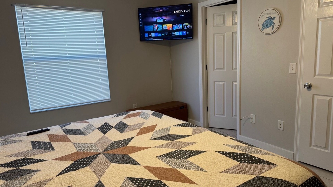 Photo of Bedroom in Duval