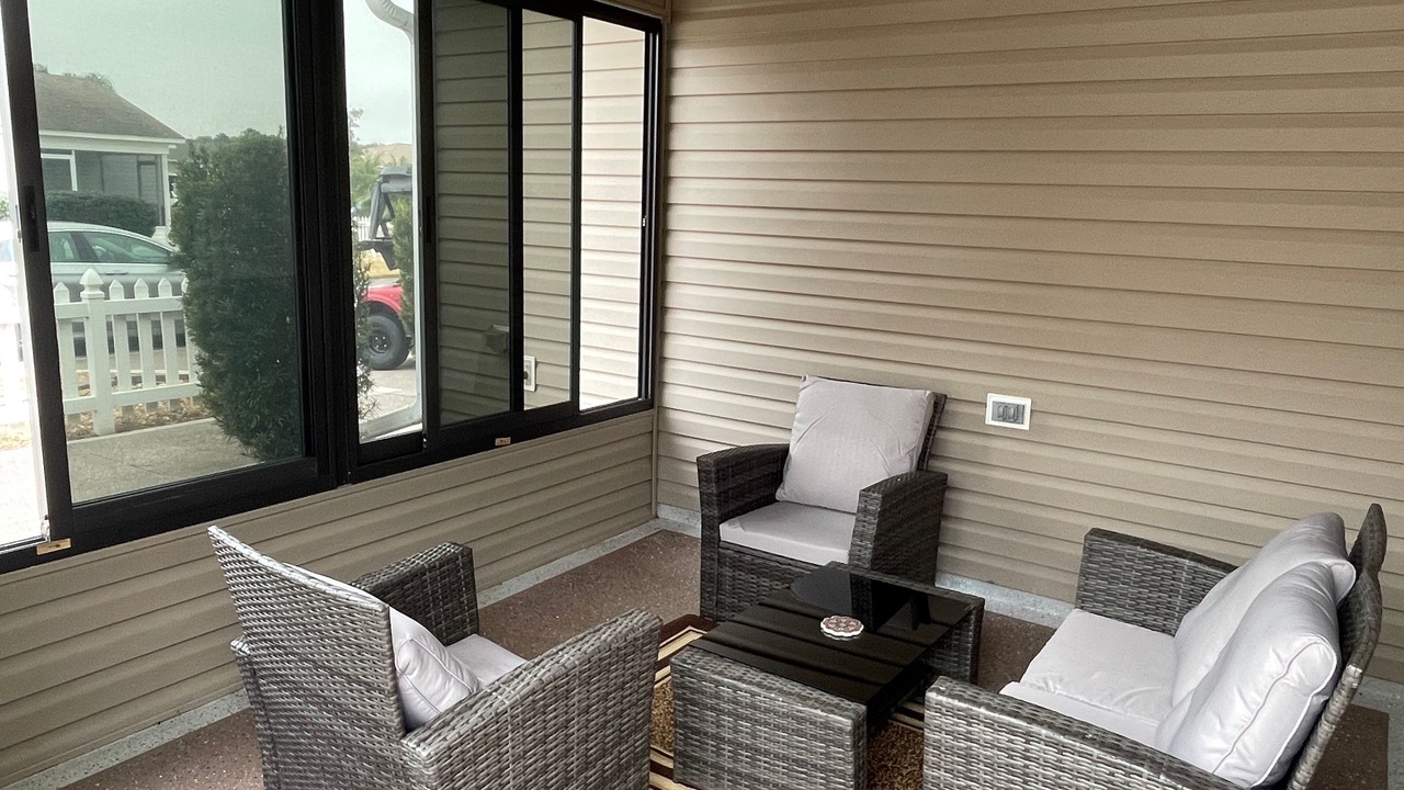 Photo of Patio Balcony in Duval