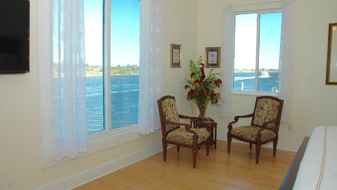 Photo of Bedroom in Oakview Heights