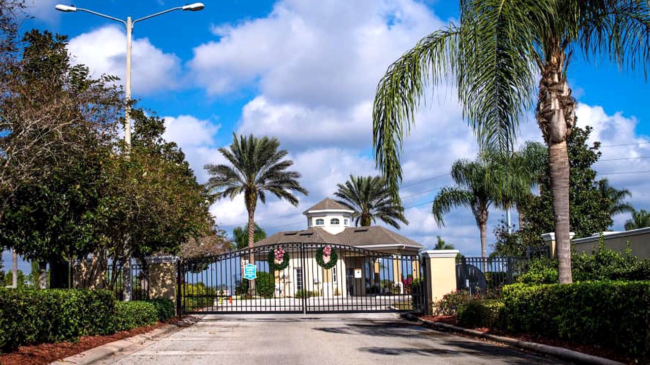 Photo of Others in Windsor Palms