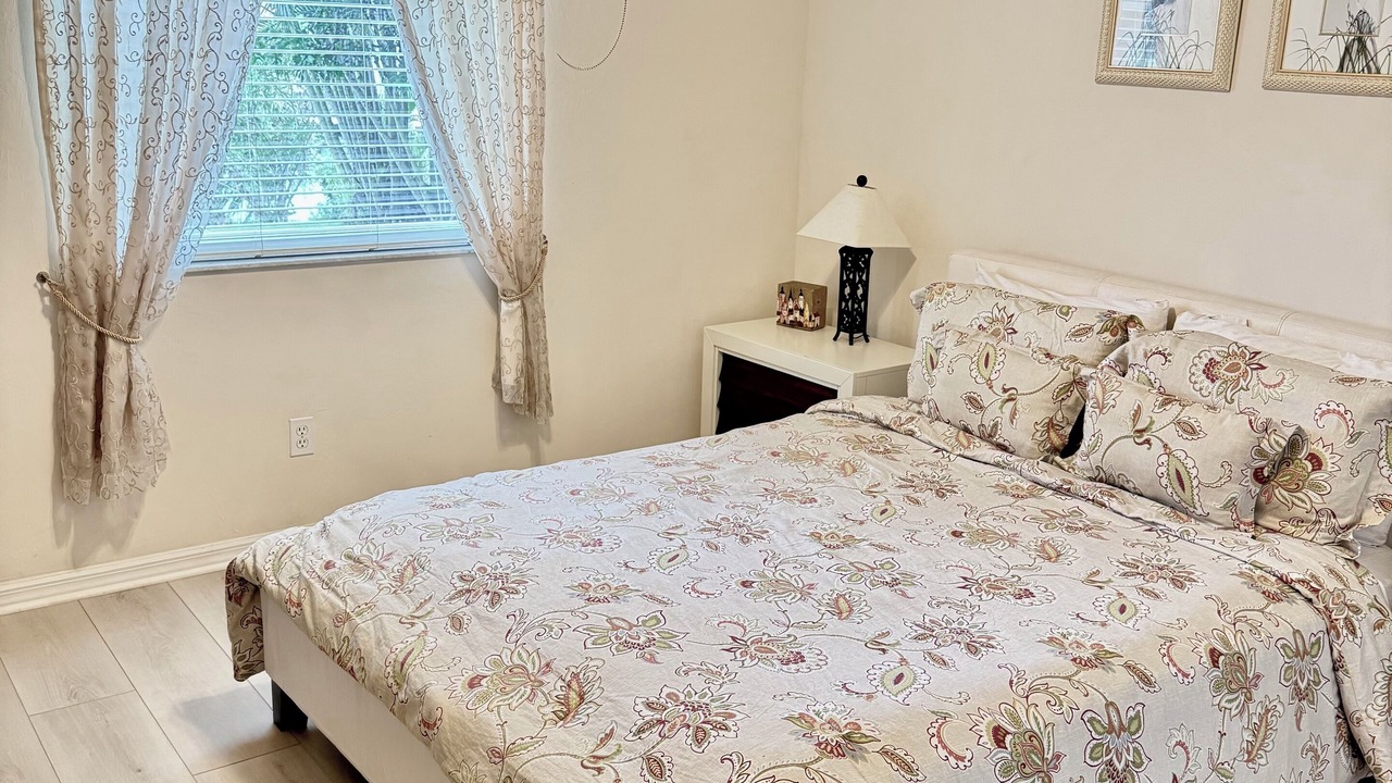 Photo of Bedroom in Cape Coral