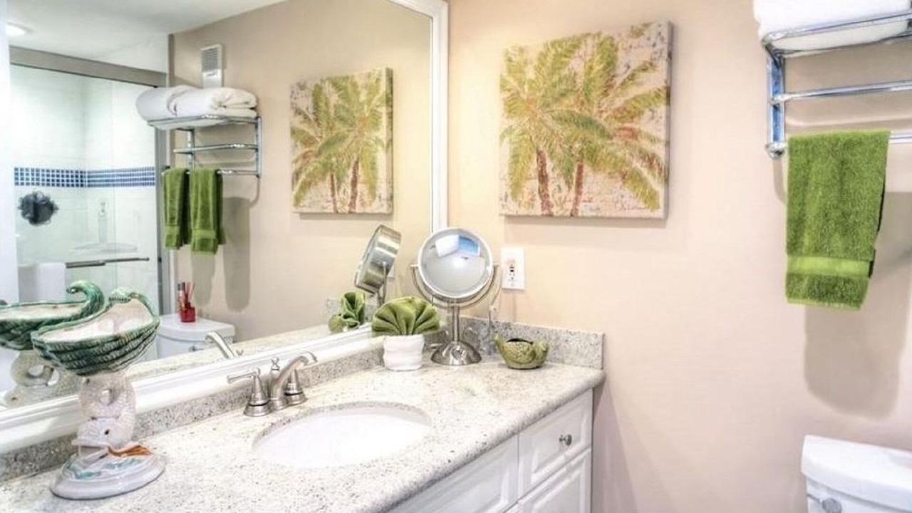 Photo of Bathroom in Fernandina Beach
