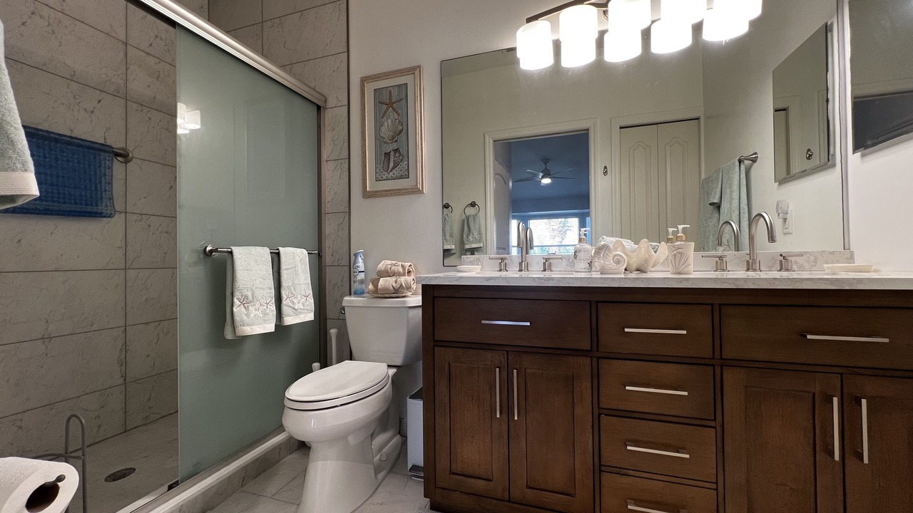 Photo of Bathroom in Stoneybrook