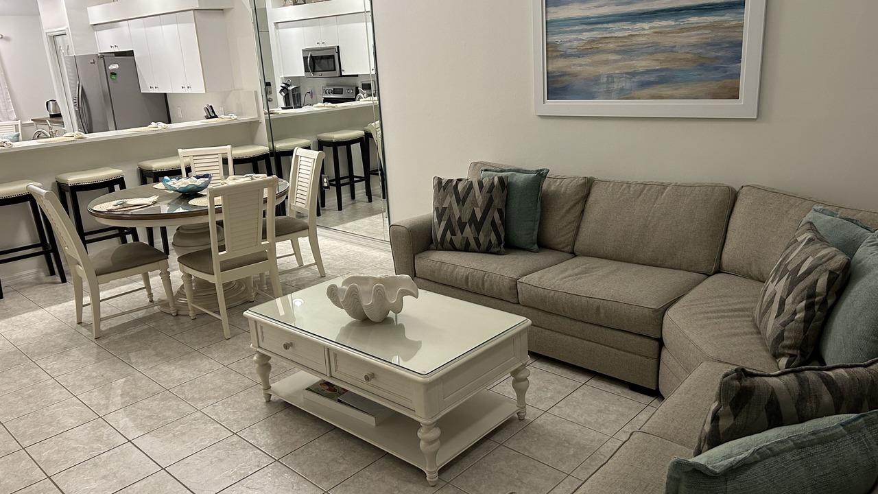 Photo of Livingroom in Stoneybrook