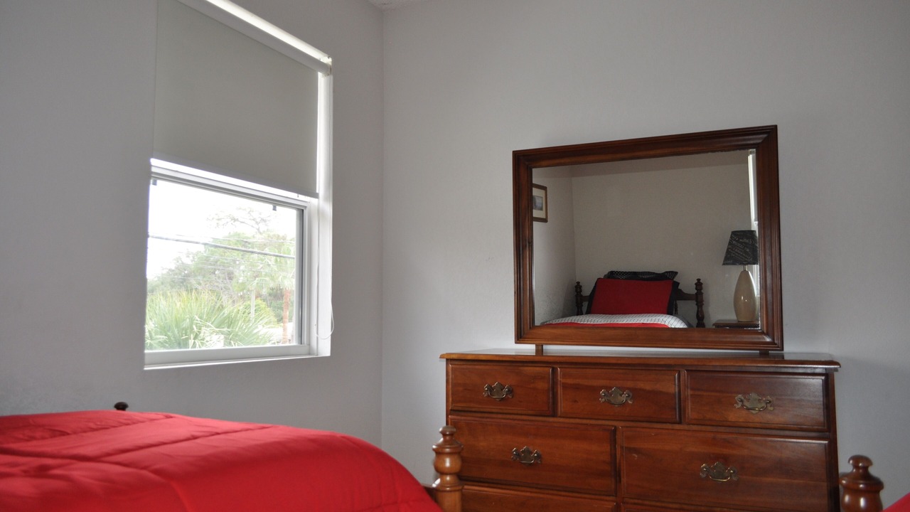 Photo of Bedroom in Hudson Beach Estates