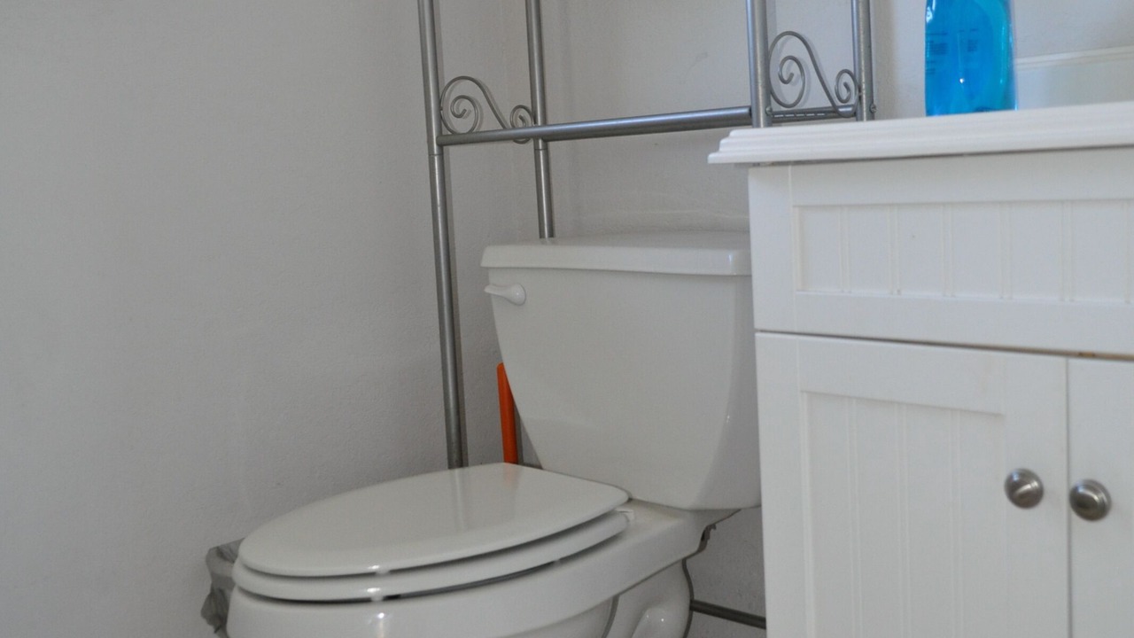 Photo of Bathroom in Hudson Beach Estates