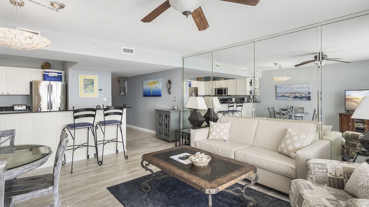 Photo of Livingroom in Destin