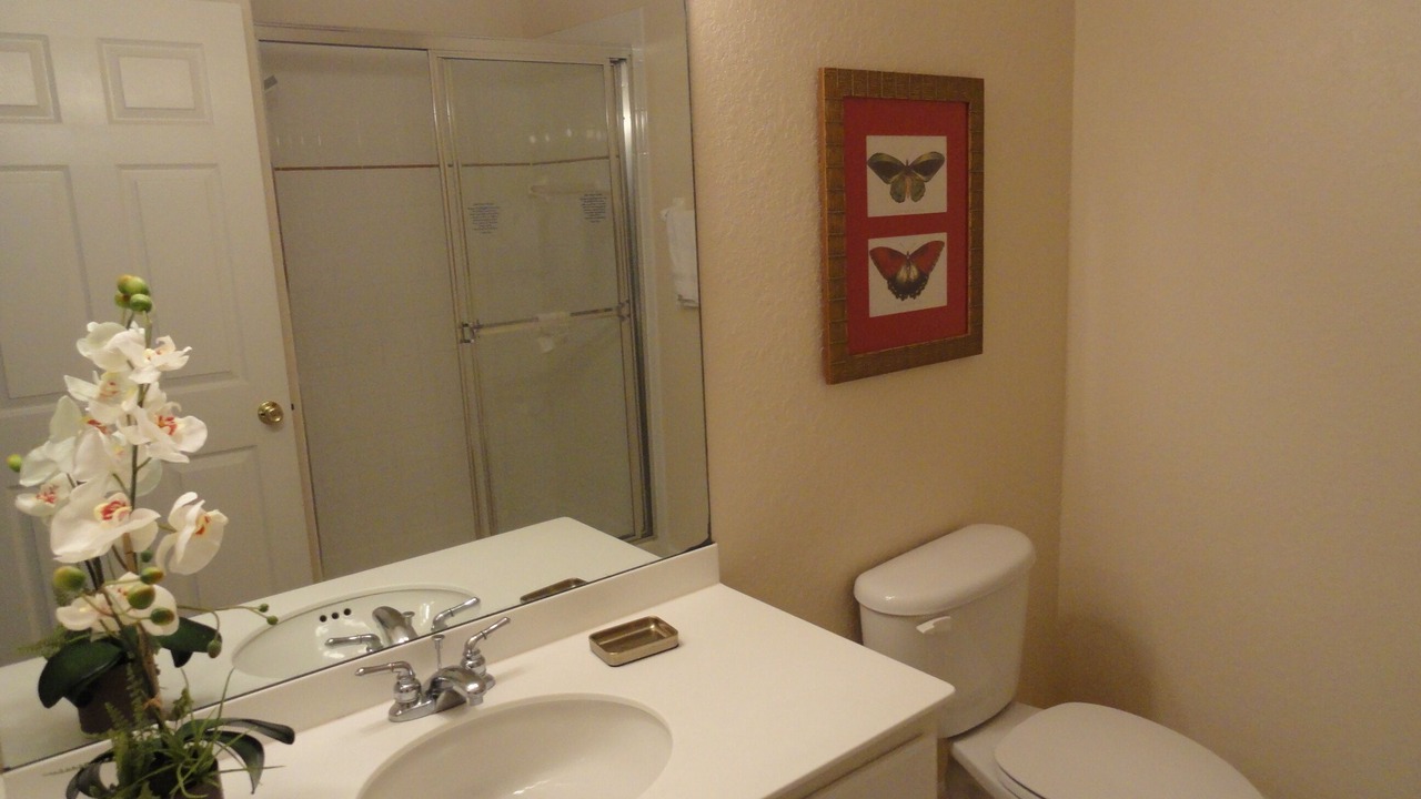 Photo of Bathroom in Bahama Bay
