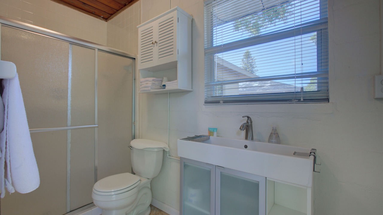 Photo of Bathroom in Long Meadow
