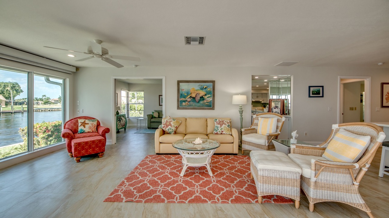 Photo of Bedroom in Caloosahatchee