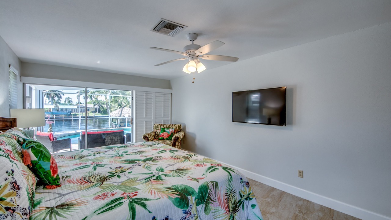 Photo of Bedroom in Caloosahatchee