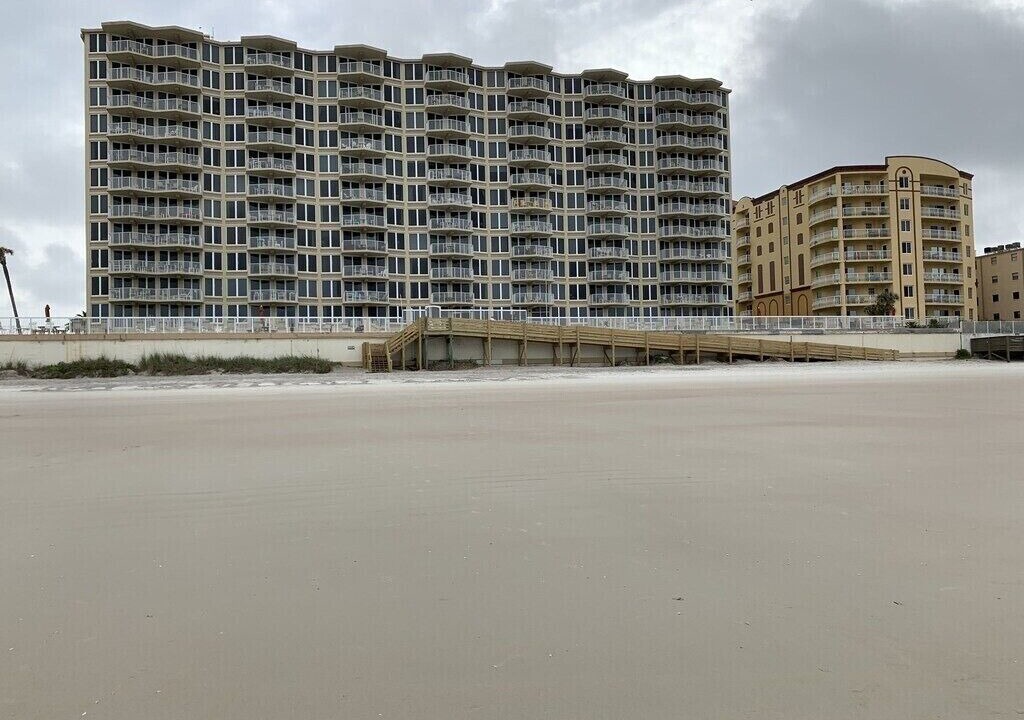 Photo of Others in Daytona Beach Shores