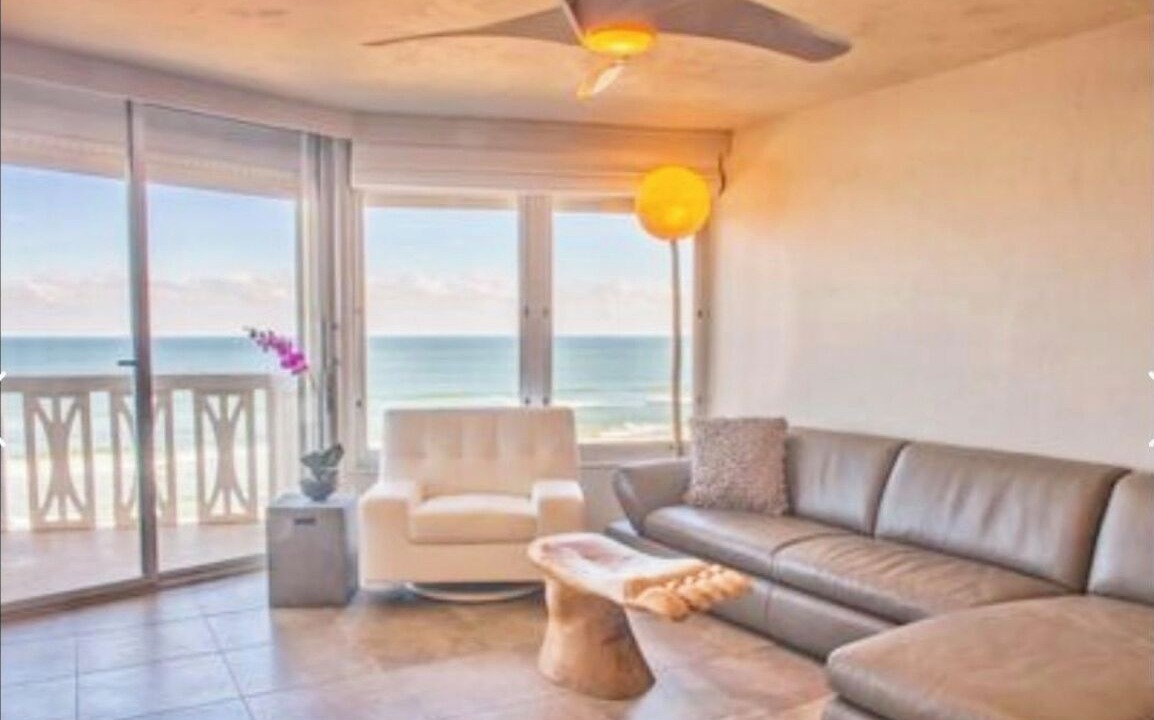 Photo of Livingroom in Ormond-by-the-Sea