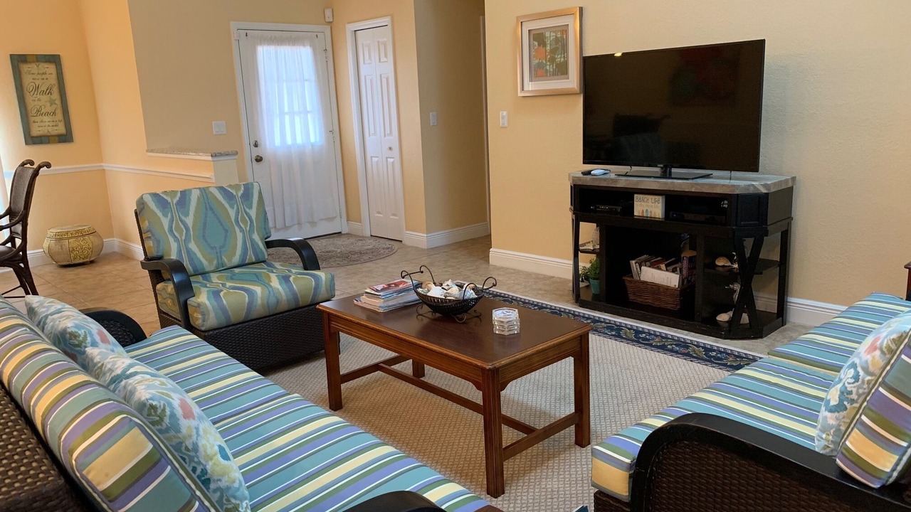 Photo of Livingroom in Indialantic