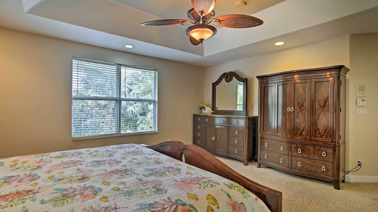 Photo of Bedroom in Jupiter Farms
