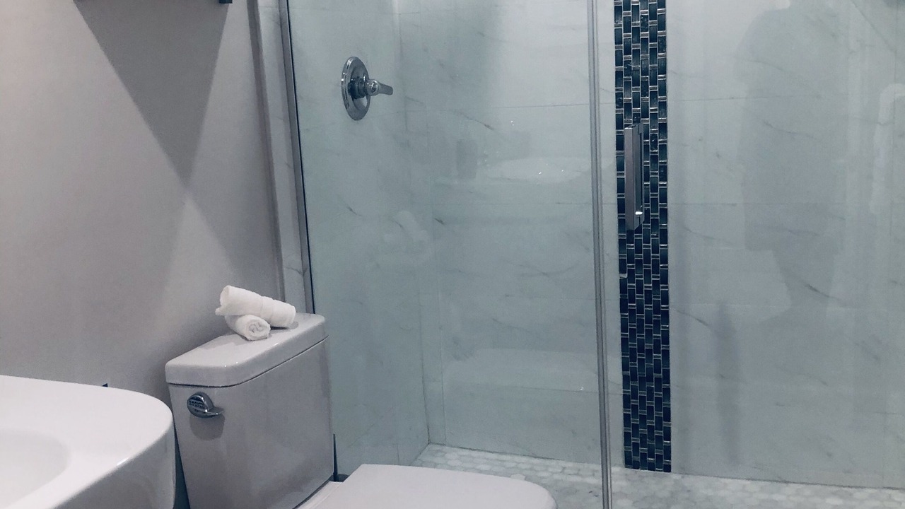 Photo of Bathroom in Royal Poinciana