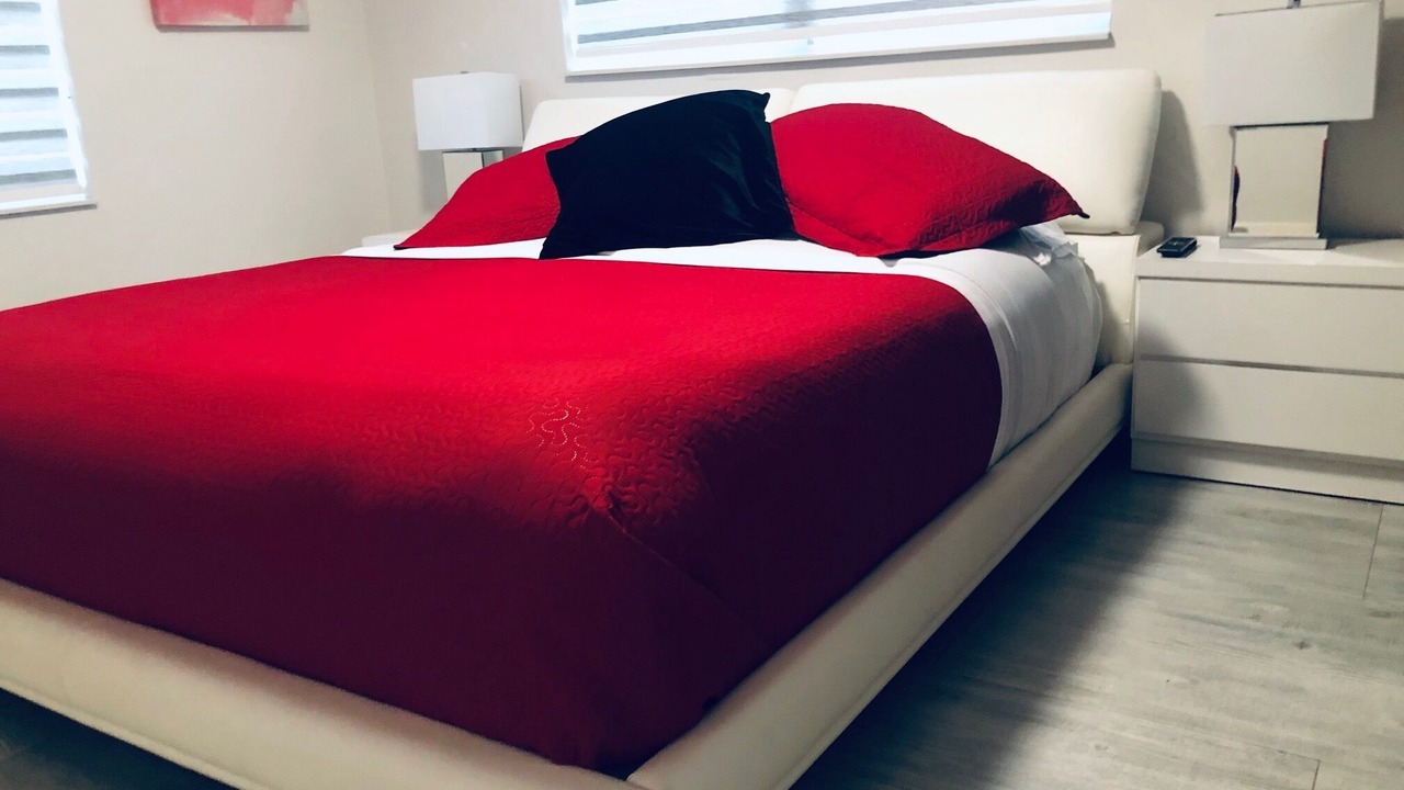 Photo of Bedroom in Royal Poinciana