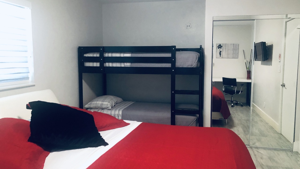 Photo of Bedroom in Royal Poinciana